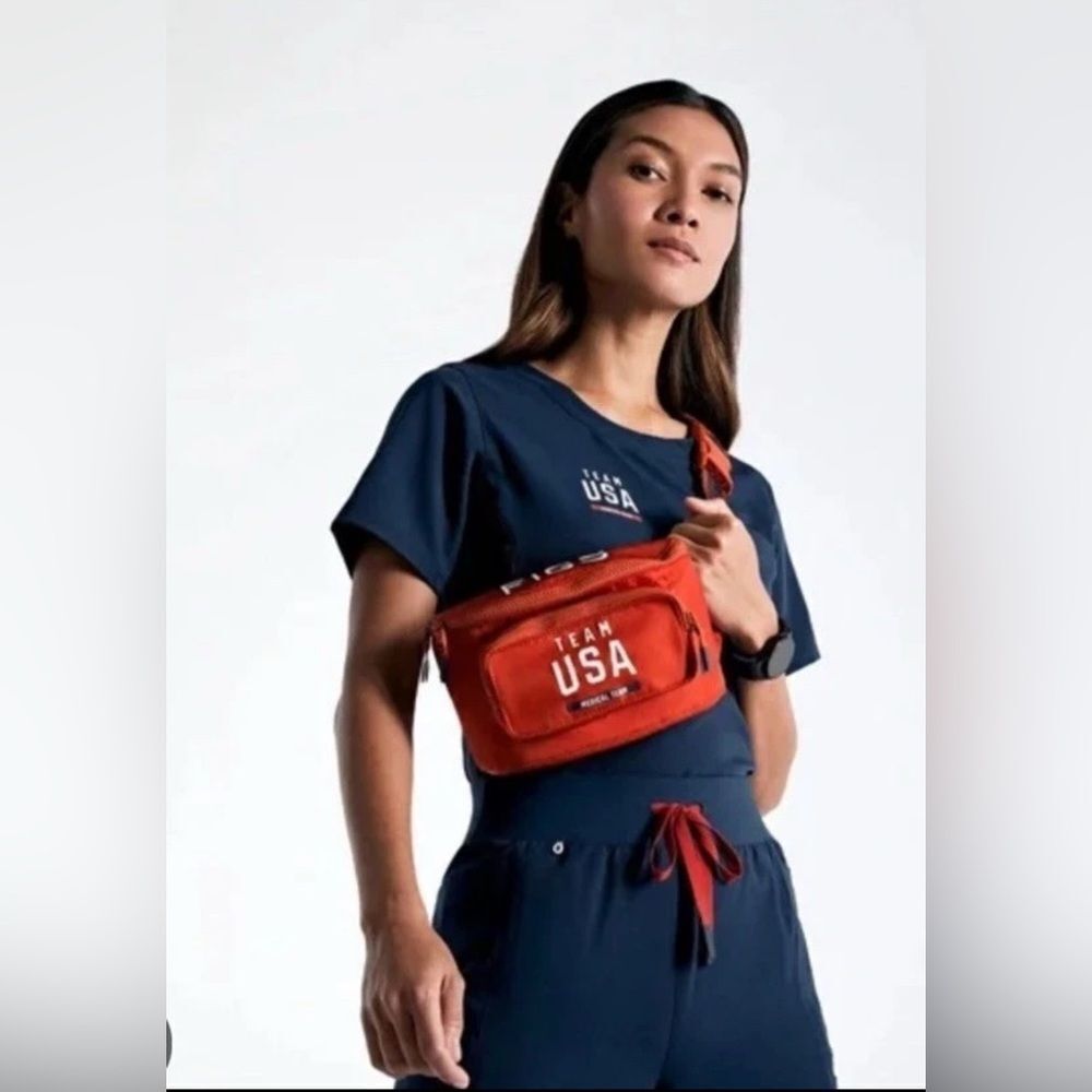 NWT FIGS X TEAM USA BELT BAG